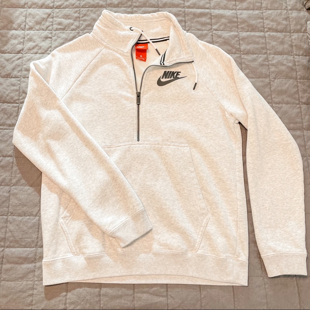 NIKE half zip pullover